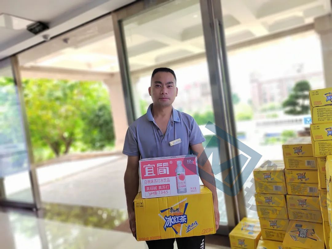 情系員工 夏送清涼——鎂晶為員工送上夏日福利