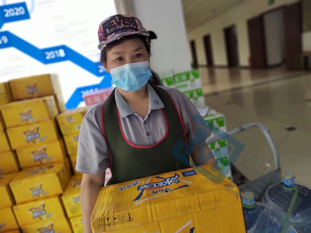 情系員工 夏送清涼——鎂晶為員工送上夏日福利